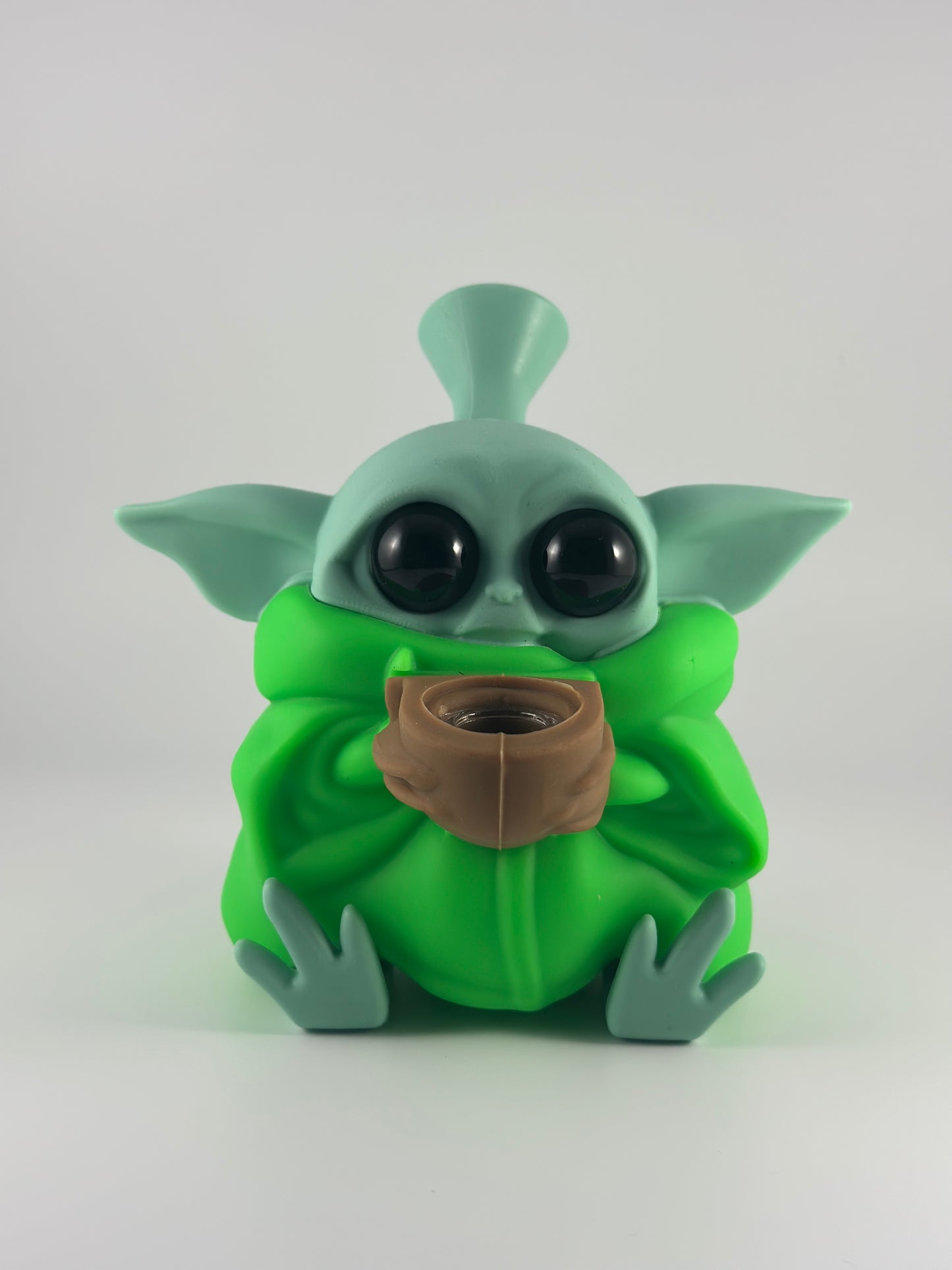 GREEN BABY YODA BONG